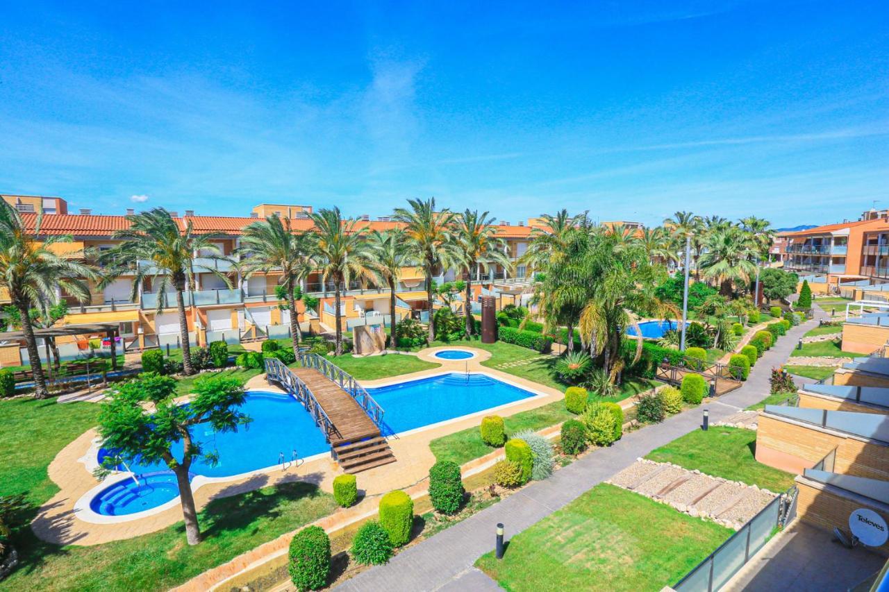 Апартаменты Port Marino Litoral Costa Dorada - Only Families Камбрильс Экстерьер фото